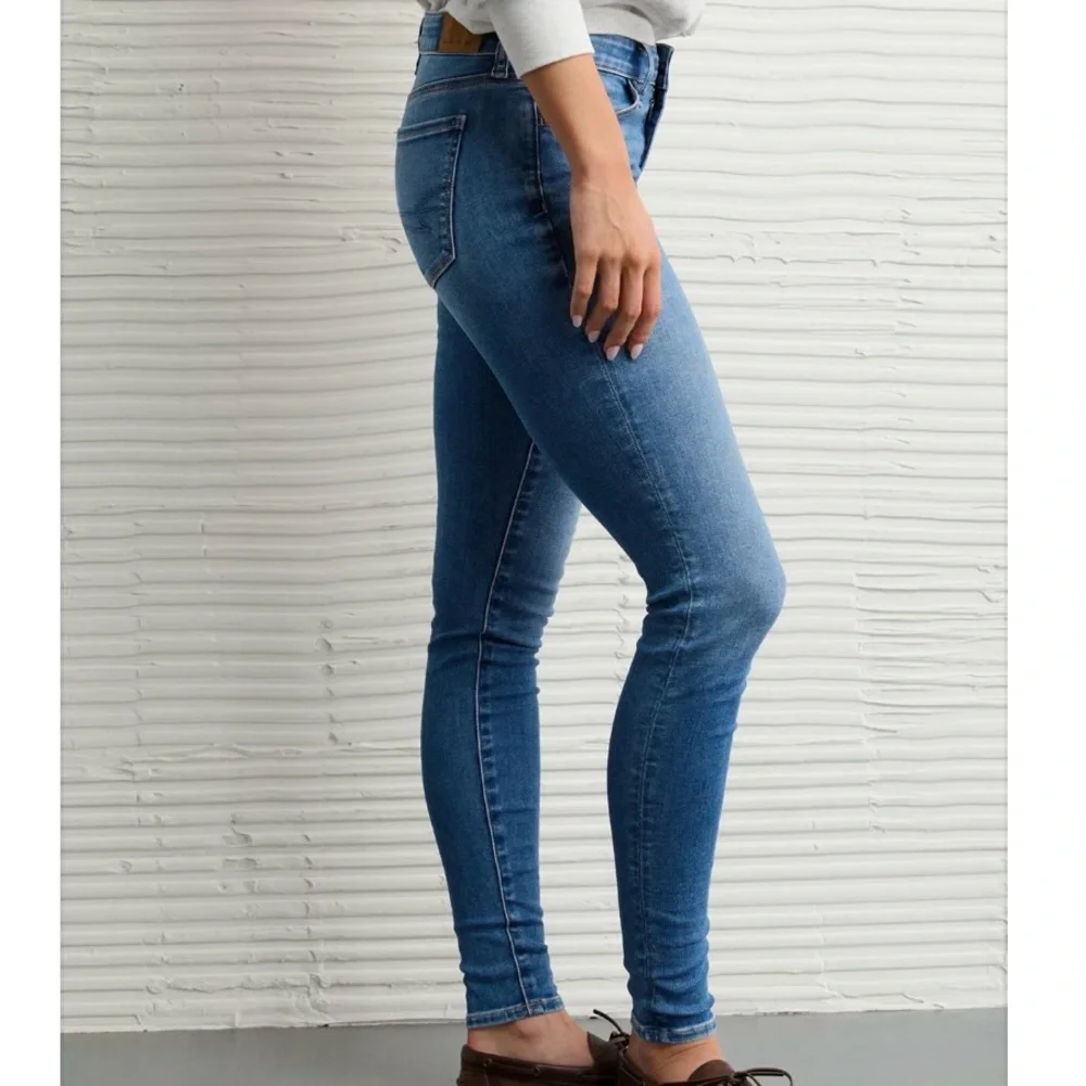 🟠NWT AMERICAN EAGLE Stretch Jegging Jean in BLACK Sz 2